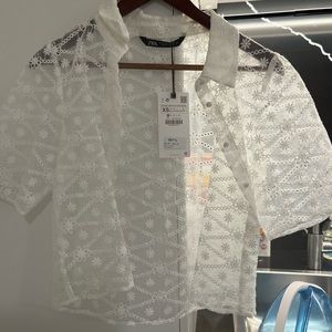 Zara Blouse ( New with Tags )